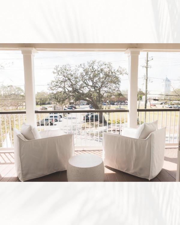 Oyster Bay Boutique Hotel (Adults Only) Pensacola Exterior photo
