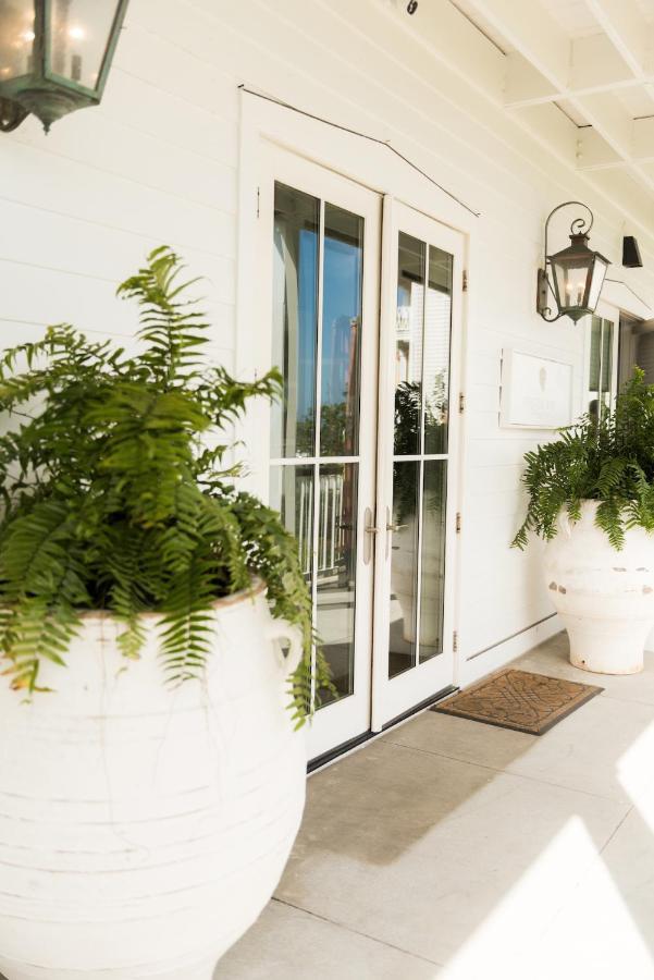 Oyster Bay Boutique Hotel (Adults Only) Pensacola Exterior photo