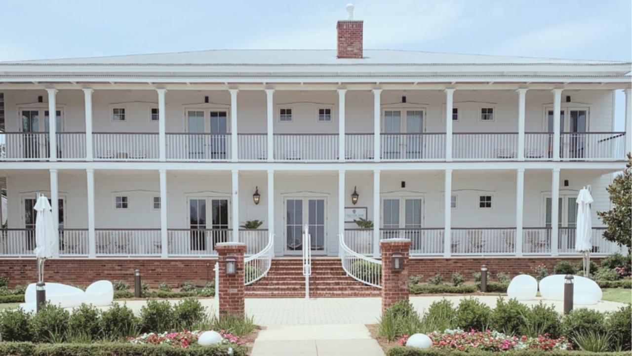 Oyster Bay Boutique Hotel (Adults Only) Pensacola Exterior photo